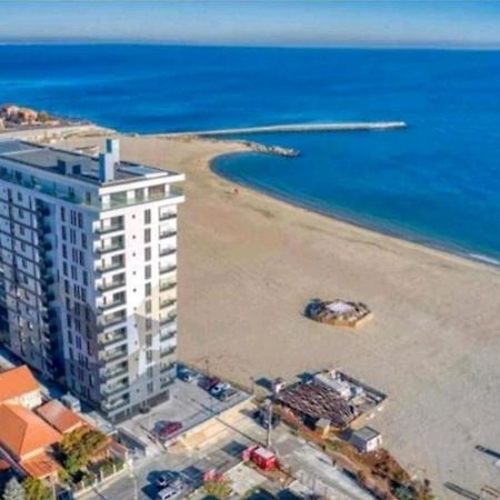 Faleza Nord Apartament De Lux Nou Pe Malul Marii Constanta Luaran gambar