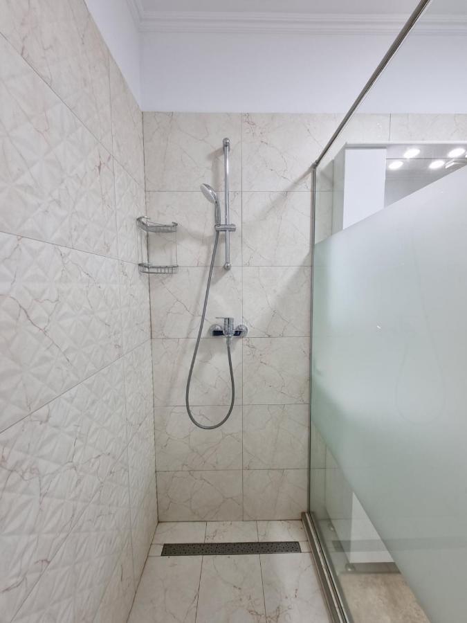 Faleza Nord Apartament De Lux Nou Pe Malul Marii Constanta Luaran gambar
