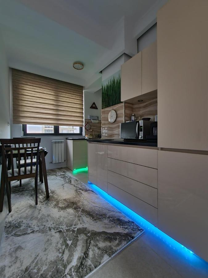 Faleza Nord Apartament De Lux Nou Pe Malul Marii Constanta Luaran gambar