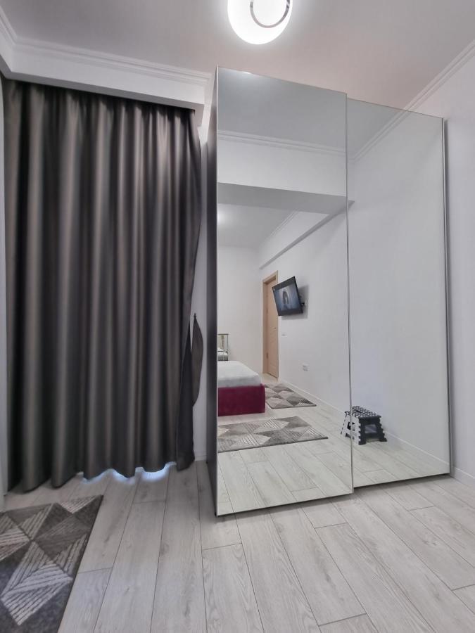 Faleza Nord Apartament De Lux Nou Pe Malul Marii Constanta Luaran gambar