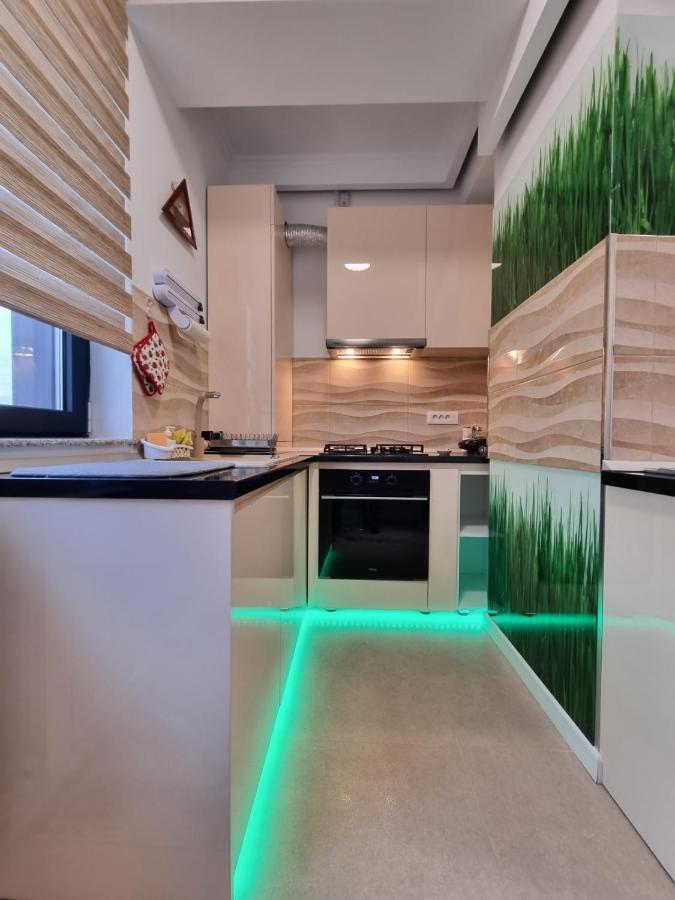 Faleza Nord Apartament De Lux Nou Pe Malul Marii Constanta Luaran gambar